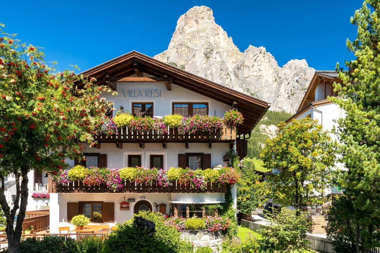 Villa Resi B&B Corvara In Badia Bagian luar foto