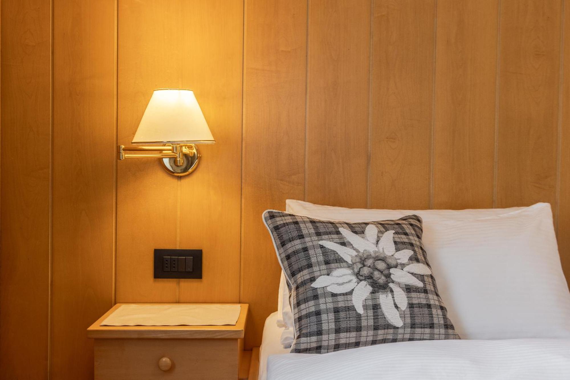 Villa Resi B&B Corvara In Badia Bagian luar foto